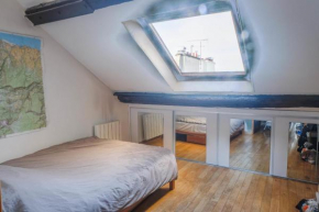 35m all comfort near the Louvre Museum